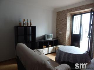 Casa a Ubrique. Tu nuevo hogar te espera! encantadora casa con patio delantero