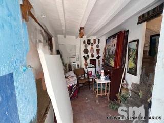 Casa a Ubrique. Tu próxima inversión con alma propia