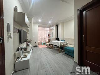 Pis en Ubrique. Encantador piso reformado junto a la plaza del ayuntamiento de u