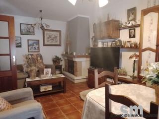 Casa a Ubrique. Exclusiva vivienda en ubrique con excelentes calidades y espacio