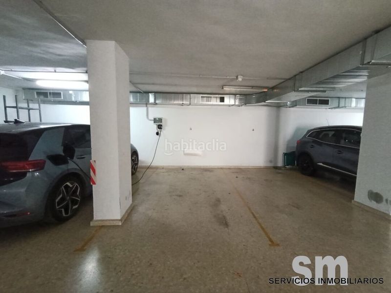 Foto 00c73b78-9070-4fb2-b334-6d33490bd0ba. Aparcament cotxe a Ubrique