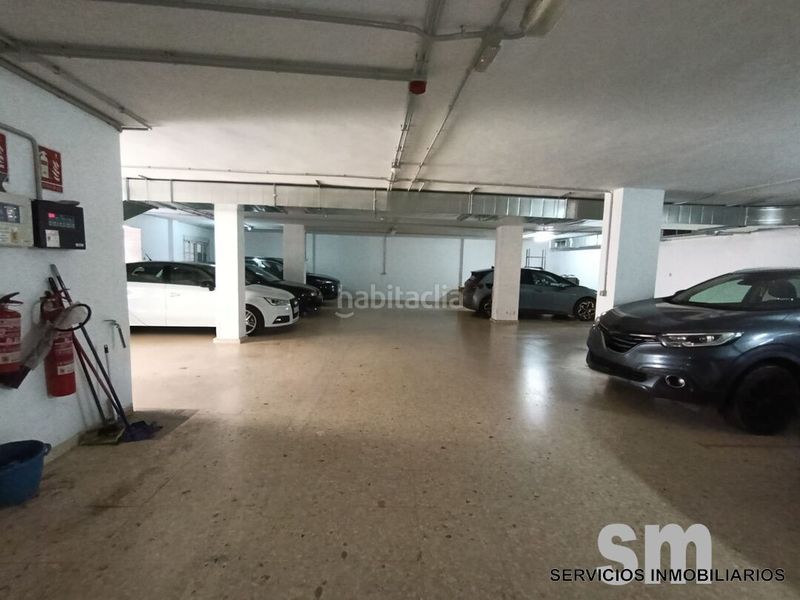 Foto ee41242f-7f8b-4f9c-9d19-fdeffb8d439f. Parking coche venta de plaza de garaje en Ubrique