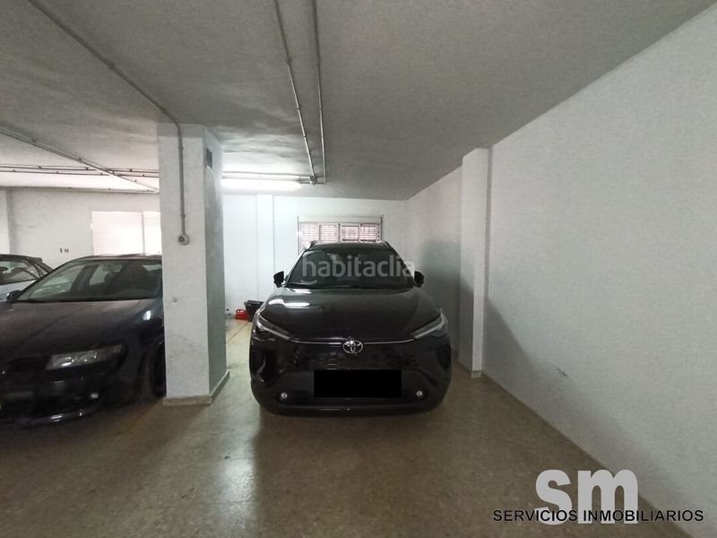 Foto 91b2dc35-235d-446b-a937-e45183220732. Aparcament cotxe a Ubrique