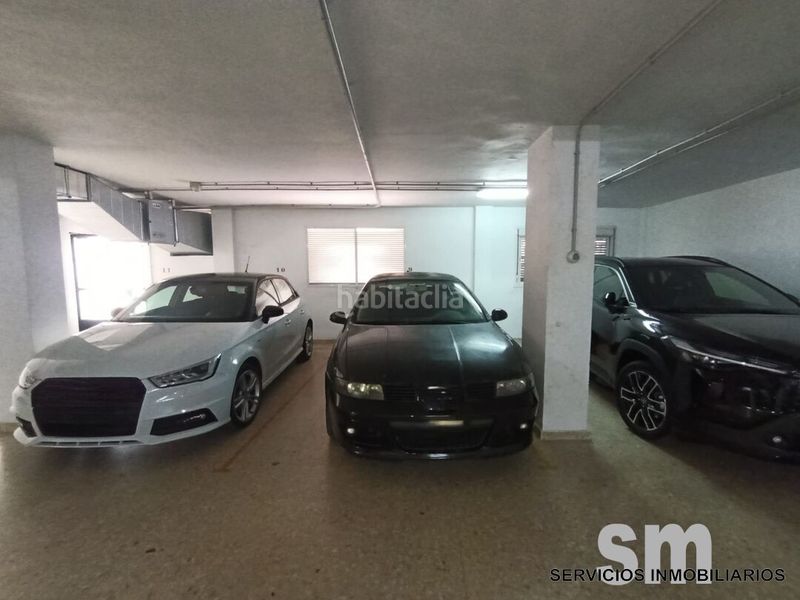 Foto e962fe2c-3626-4c7b-aa45-320a830dec84. Parking coche venta de plaza de garaje en Ubrique