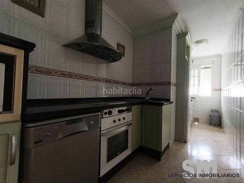 Foto d175602a-25eb-4e40-a9f6-464ba3829a86. Pis amb aparcament a Ubrique