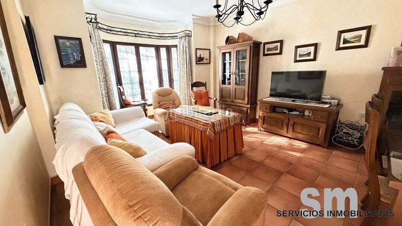 Foto 1172a0d4-aee0-49ed-be61-15804c3c8621. Casa amb aparcament a Bosque (El)