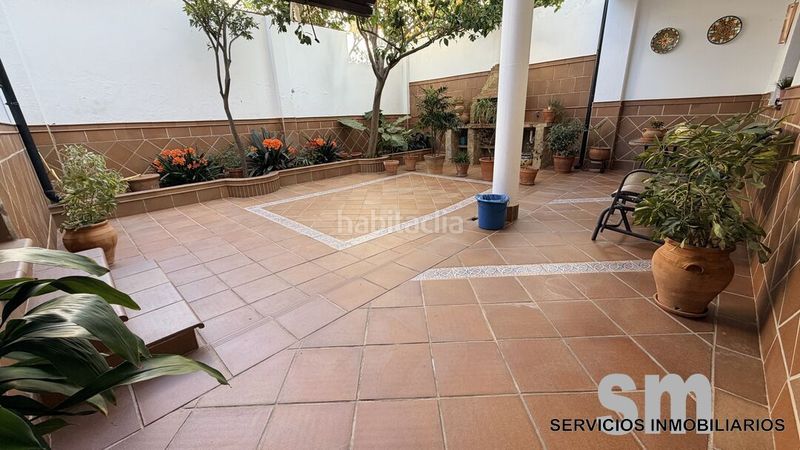 Foto 14cb8902-cc76-4670-af48-8cef8e70d4c1. Casa amb aparcament a Bosque (El)