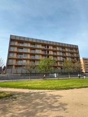 Location Appartement  Carrer tomàs carreras artau 6. Habitatge molt assolellat