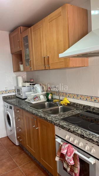 Foto 3df037c8-39ca-45d3-8d9d-96534ee01c68. Piso en calle estacadas 12b piso centrico en Maracena