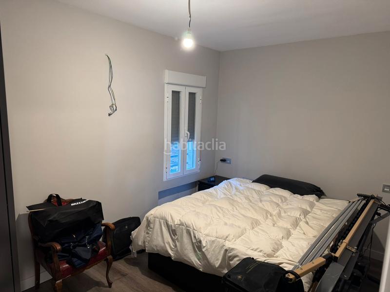 Foto 8f77c78c-7eee-4cbf-a4aa-1b5c533a7671. Piso  reformado y autosuficiente en Cartuja Granada