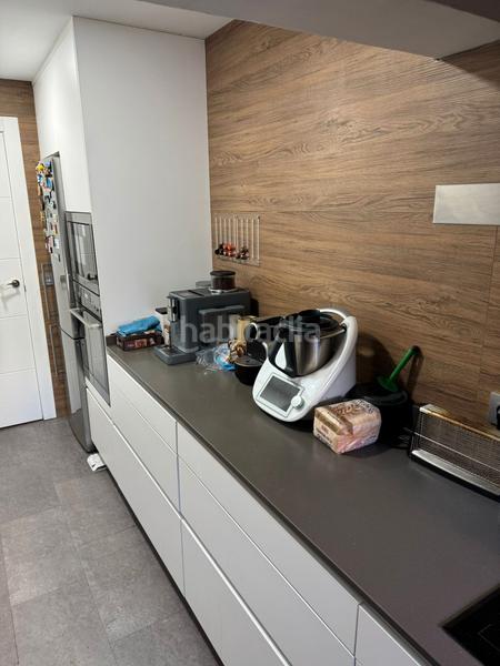 Foto c88448ed-5689-48c1-9e47-29bc137492e1. Piso  reformado y autosuficiente en Cartuja Granada