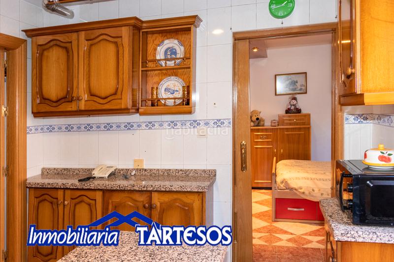 Foto 6aea37aa-2cc6-4178-a1ee-f580622baec9. Maison jumelée avec chauffage parking dans Angustias - Chana - Encina Granada