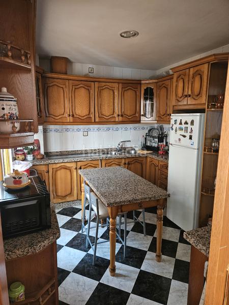 Foto 9c62f082-cc39-42ff-9fa3-0468aa4980e4. Semi detached house with heating parking in Joaquina Eguaras Granada