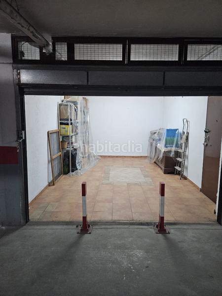 Foto bd5d61c2-82c7-4441-8d7e-cc3a756c1d9f. Semi detached house with heating parking in Joaquina Eguaras Granada