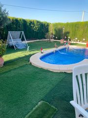 Fondo rustico in Chauchina. Inmobiliaria tartesos vende fica con casa y piscina en chauchina