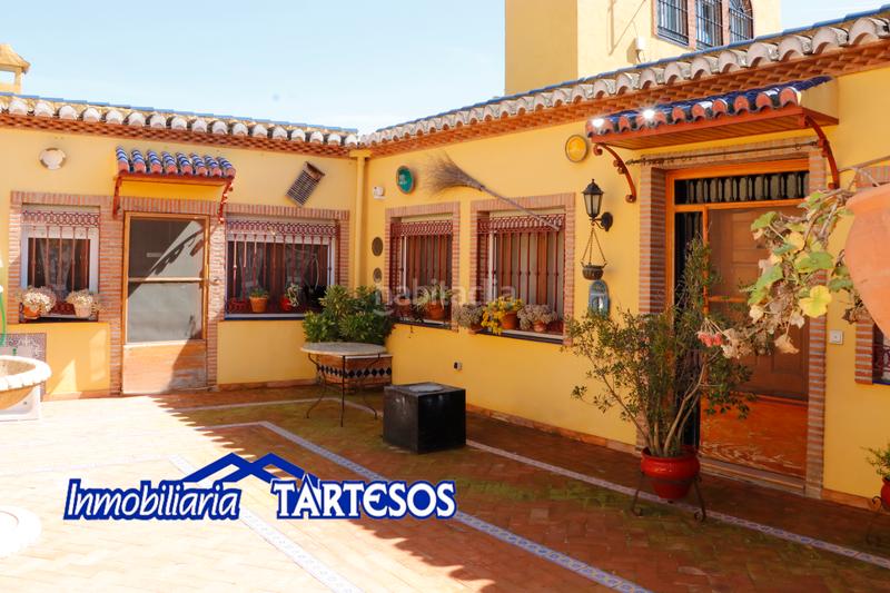 Foto 7d616f38-7794-4a2a-b7a4-62af02ea2644. Chalet  venta granada en Belicena Vegas del Genil