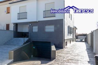 Xalet a Albolote. Chalet venta albolote granada