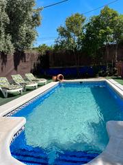 Rent Rural plot in Avenida blas de otero 11