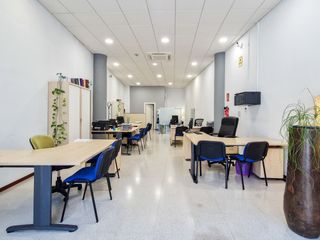 Miete Büro in Centre. Despacho para atender a tus clientes