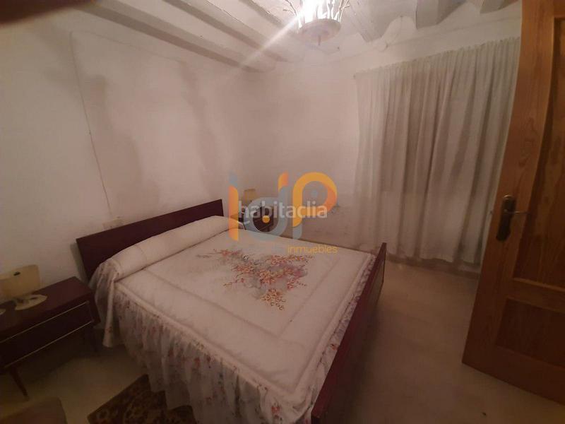 Foto 37073234-093d-4ab5-b213-6d3d5dc1c6a7. Casa  en venta , 5 dormitorios. en Chirivel