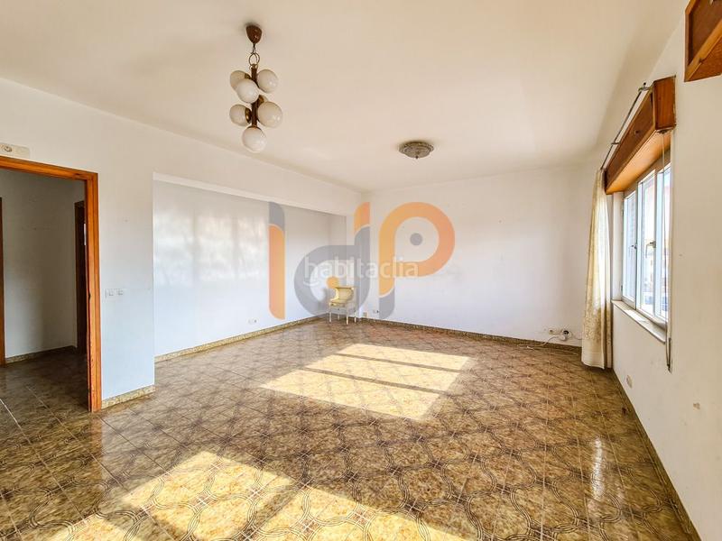 Foto ed1716c3-1286-4664-9a0b-313608fdd38a. Haus mit parking in Chirivel