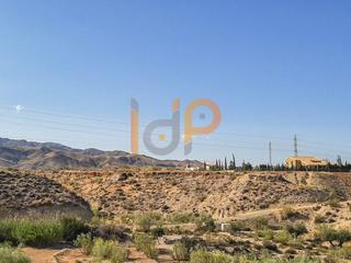 Terreny residencial  Diputacion del palomar. Parc. rúst. en venta en fines.