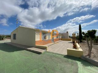 Maison  Rambla grande (frente colegio). Casa en venta en urcal  rambla grande, 3 dormitorios.