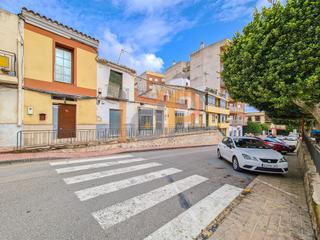 Maison  Del gobernador. Casa en venta en centro, 3 dormitorios.