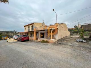 Maison  La perulera. Casa en venta en la perulera, 3 dormitorios.