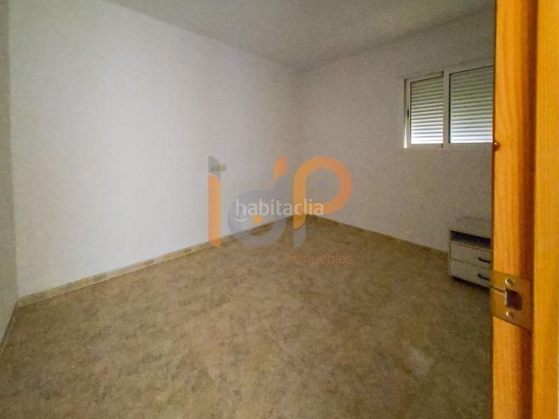 Foto e8f6a165-72e9-48a0-977b-7a35edf6a3c5. Casa a Urrácal