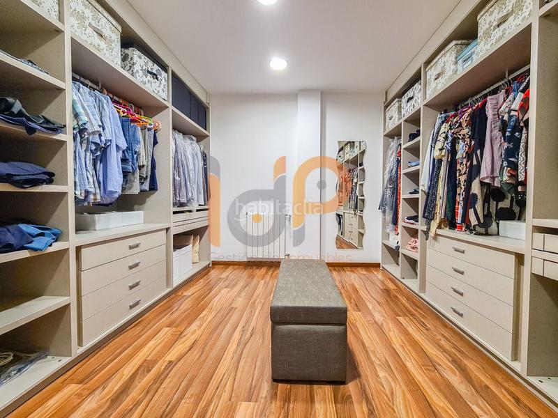 Foto 2908ce1f-46d9-48e6-be2b-f47aafee3d70. House with parking in Huércal - Overa