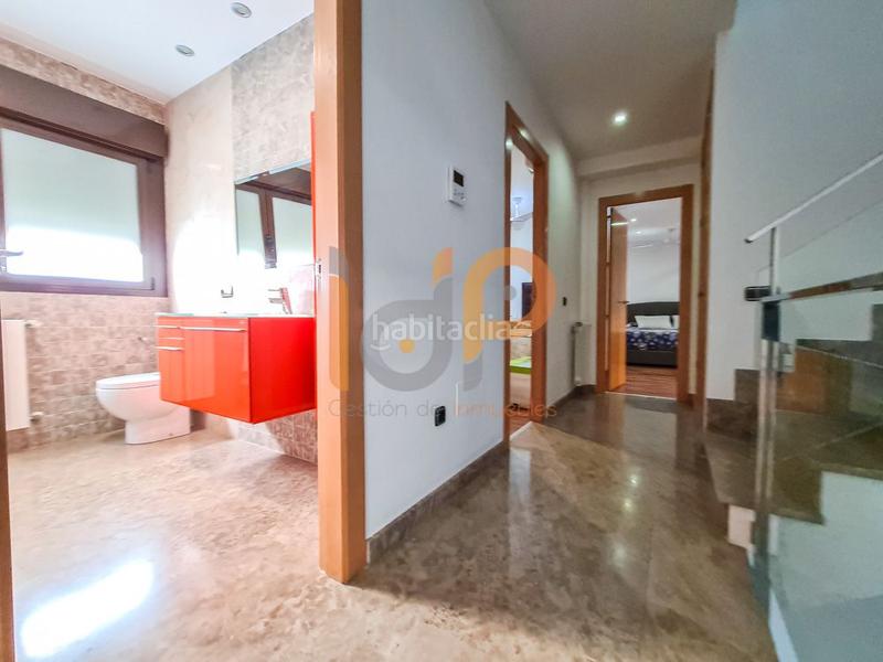 Foto a50e4ca8-3892-495f-a064-1e27fb74d253. House with parking in Huércal - Overa