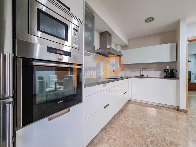 Foto fd1a628d-c82e-4932-8d47-1c73a513d2ef. House with parking in Huércal - Overa