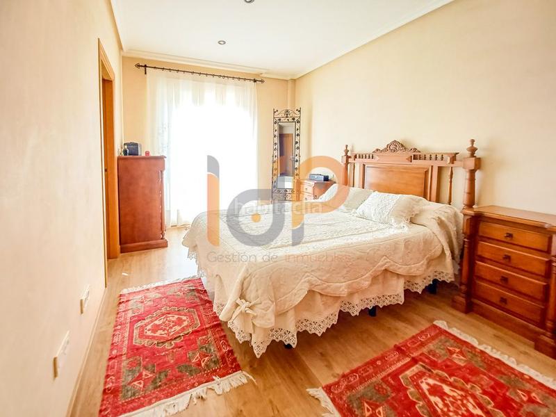 Foto 06cc8992-f319-47df-81a5-cde21e044547. Dúplex duplex en venta pueblo, 4 dormitorios. en Vera