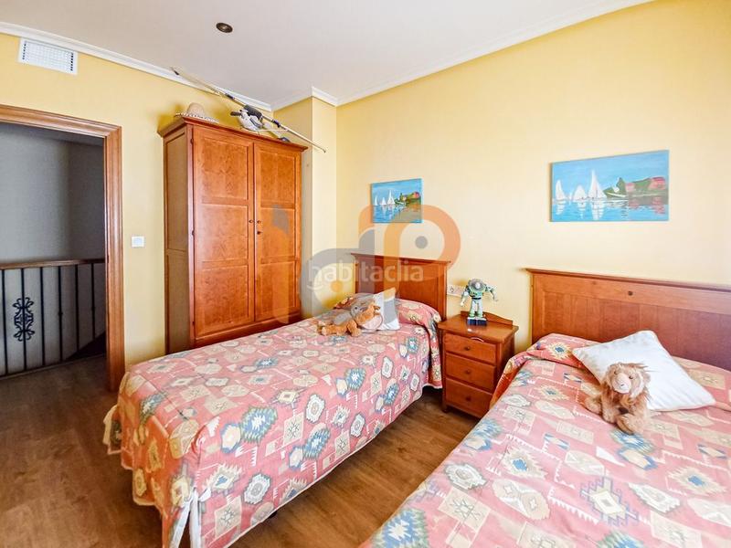 Foto 8277ffe4-efa1-4d17-936e-add4e05f9d8b. Dúplex duplex en venta pueblo, 4 dormitorios. en Vera