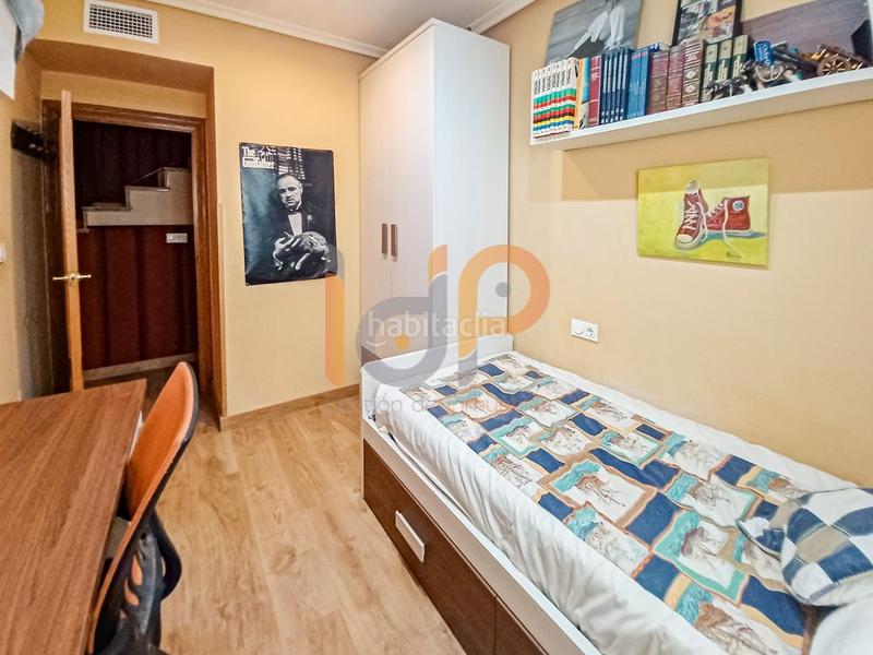 Foto c77167a2-a66c-454d-900f-ec25609f9562. Dúplex duplex en venta pueblo, 4 dormitorios. en Vera