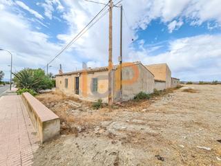 Maison  Calle santa maria de nieva. Casa en venta en santa maría de nieva, 3 dormitorios.