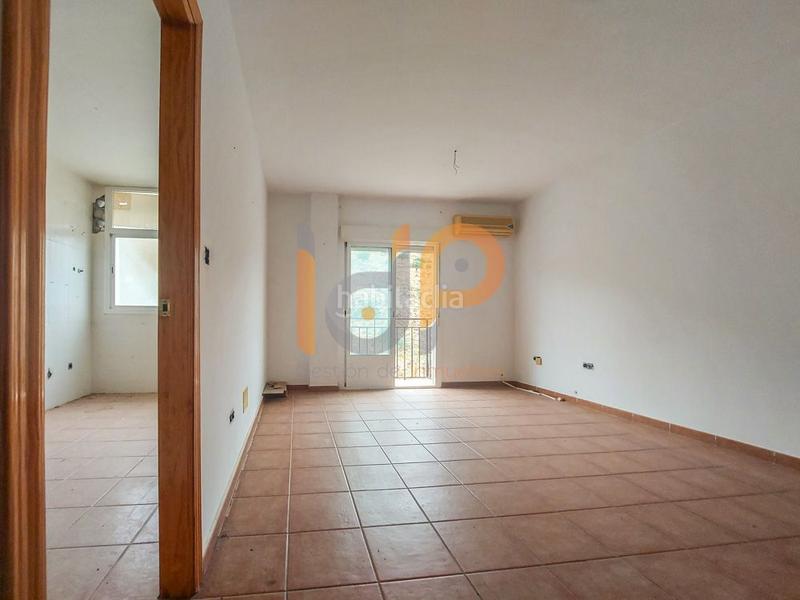 Foto 6af02192-8f94-4ea2-bfd5-3052c811b984. Piso  en venta en viñas, 3 dormitorios. en Macael