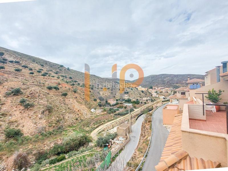 Foto d87fbfeb-3a46-4879-ad7c-853a0fe5bc4a. Piso  en venta en viñas, 3 dormitorios. en Macael