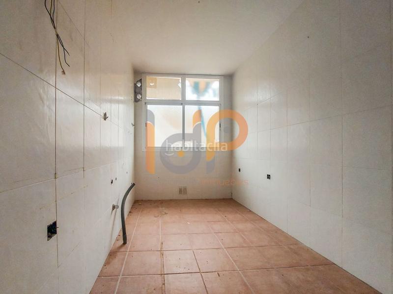 Foto fd86d5fb-e9dc-4f81-ba5c-67dd76926fd4. Piso  en venta en viñas, 3 dormitorios. en Macael