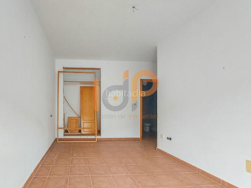 Foto ffe6baed-23dd-453d-ba02-68c4e38c59ba. Piso  en venta en viñas, 3 dormitorios. en Macael