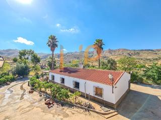 Terreny residencial  Piedra redonda. Parc. rúst. en venta en lubrín.