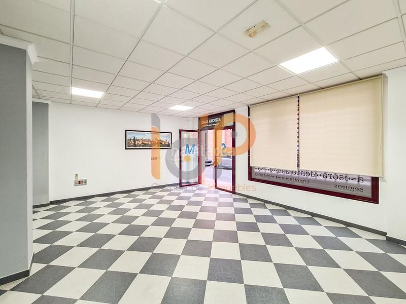 Foto 1232044b-d943-4e0e-8615-e048ff129d6f. Rent business premise in Huércal - Overa