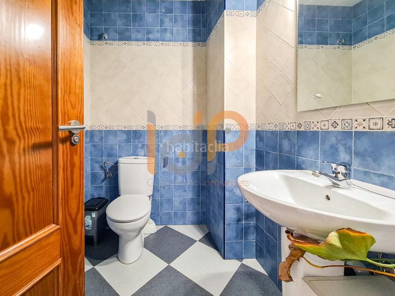 Foto c9608289-11e6-4dd4-8ae0-a04d48ee0ec3. Rent business premise in Huércal - Overa