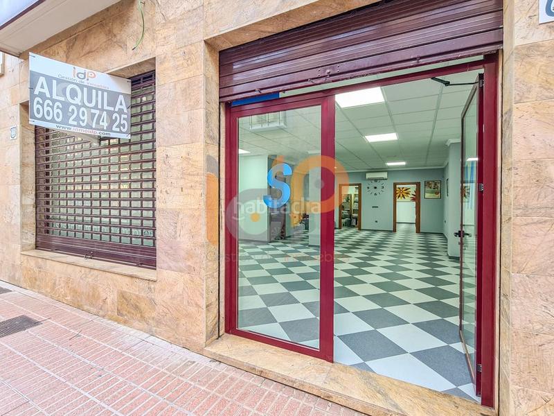 Foto f4440ac6-4d6e-4e31-a604-912d104d5e70. Rent business premise in Huércal - Overa