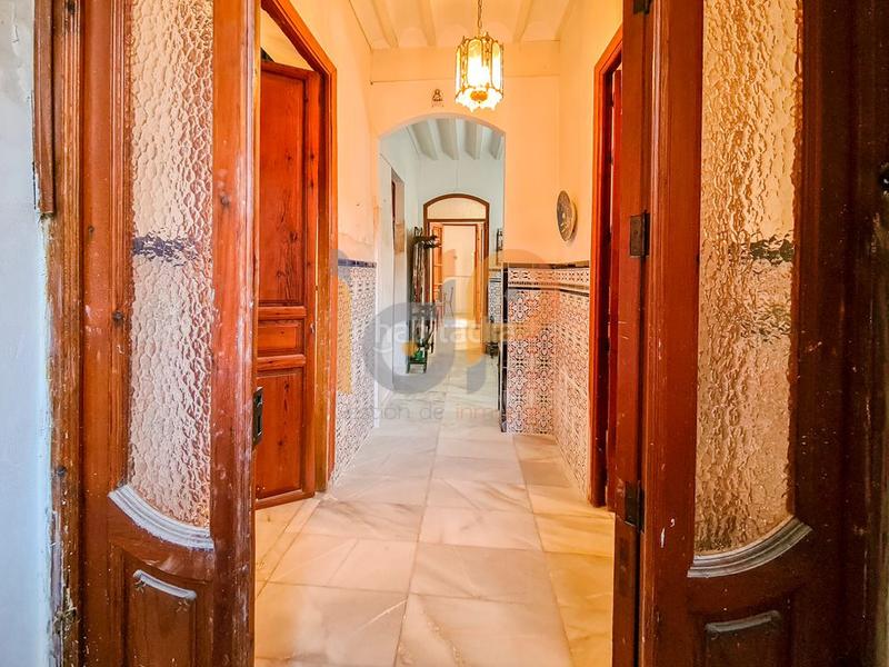 Foto 120ac3fc-5b66-4e88-b1ad-a6cd828d0201. Casa  en venta en centro, 6 dormitorios. en Huércal - Overa