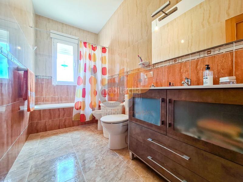 Foto 26334129-338e-4606-a4fc-673fe0d3dbb0. Casa  en venta en urcal, 3 dormitorios. en Huércal - Overa