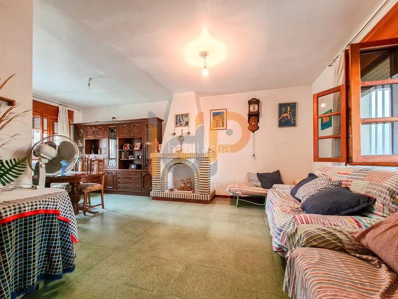 Foto 144bb60a-9877-4522-bab9-61bc9587ac4b. Casa amb aparcament a Zurgena