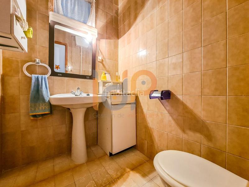 Foto ecb6cd52-7ff9-43ab-b999-a49e49d12a51. Casa amb aparcament a Zurgena