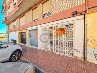 Local Comercial en CALLE AMANECER